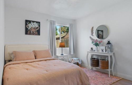 Elegant Retreat- Sleep 10-Boho Dome Lounge-Hot Tub-Games-Golf-Serene Getaway - Foto 45