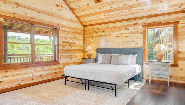 Ridge View by Avantstay15mins From Pigeon Forge w/ Pavilion, Indoor Pool & Hot Tub! - Foto 3, Habitación