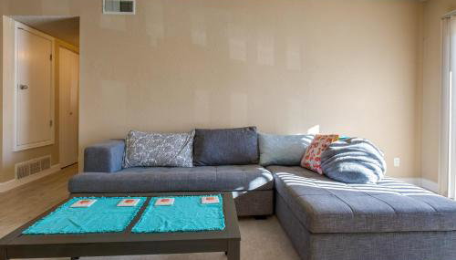 1 Mi to Light Rail Englewood Condo with Pool Access - Foto 4