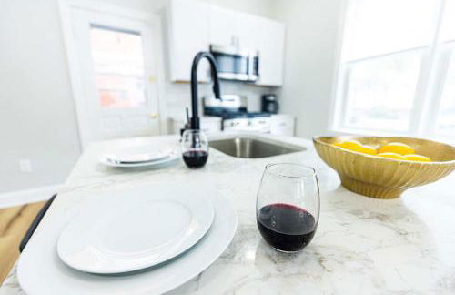 Jennifer's Spa-Like Apt King Bed Historic Broadway - Foto 2