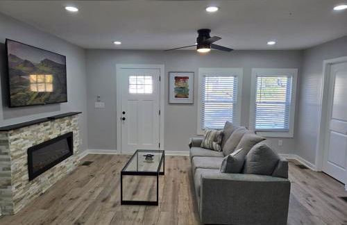 The Silver Villa - 2 King Beds Minutes from Downto - Foto 11