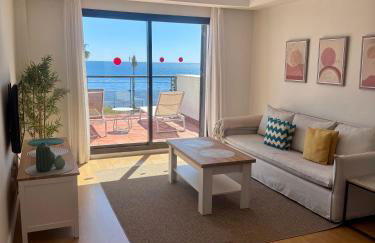 BEACHFRONT Penthouse Luxury - Photo 60