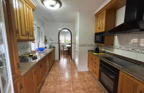 Estupenda casa cercana a la playa y a la montaña VUT6678AS - Foto 40