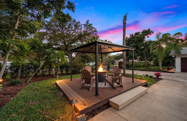 Luxe Largo Retreat: Pool, Games, Basketball & More - Foto 41