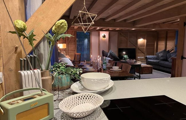 The Hen House - Photo 37