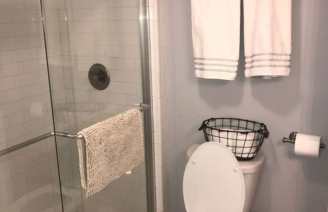 Recently Renovated Chic Durham Farmhouse - Foto 6