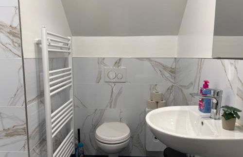 T&K Apartments - Meerbusch - 5 Zimmer Einfamilienhaus - Foto 22