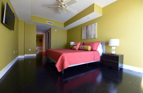 Opus Condominiums - Photo 23