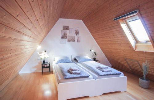 ALFA Stuttgart 3Zi-Maisonette 6 Personen Zuffenhausen nahe Porsche & Bosch l WIFI & SmartTV I 3BR 4 Beds I Kitchen I Bathroom & WC - Foto 16