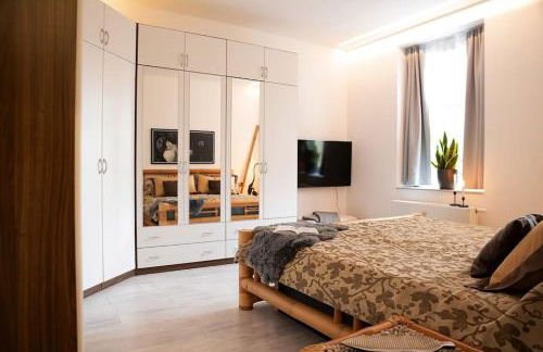 MD-7 Lutherstrasse 15 - Luxus-Wasserbett-SmartTV-Terrasse-2Schlafzimmer - Foto 3