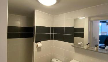 Logement avec alcôve et jardin proche du Château - Foto 3
