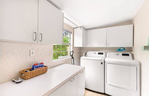 2 Homes • Hot Tubs x2 • Heated Pool • Fire Pit - Foto 33