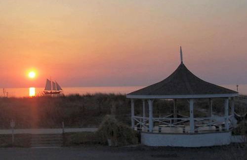 Luxury Vacation Rental with an Inviting Pool in Cape Charles, Virginia - Foto 18