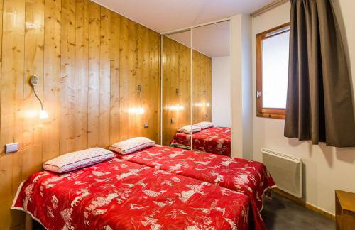 Appartement récent 4 pièces, 2 terrasses, parking couvert, pied des pistes - FR-1-329-72 - Foto 9