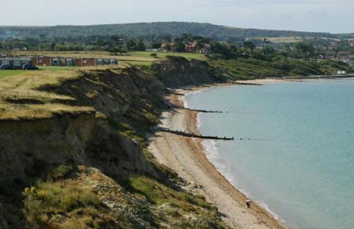 107 Brambles Chine, Holiday Coastal Chalet - Photo 5