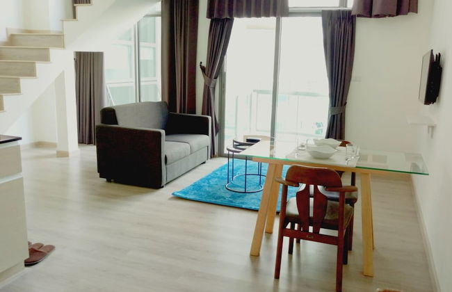 Sonrisa Sriracha - Photo 17