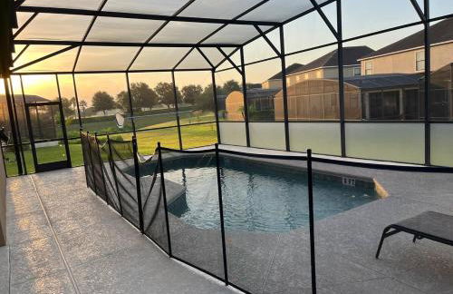 NearTheParks - 5BR Family Villa with Saltwater Pool near Disney - Photo 31