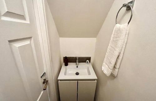 Spacious 6 bed house Altrincham - Foto 25