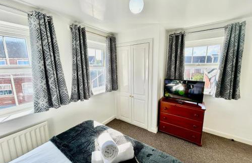 Mannys Apartment - Nice & Cozy 4Bed Flagship Lodge - Photo 16