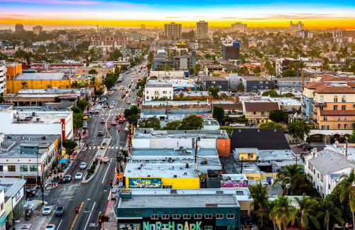 Historic Apartment with Roof Deck in the Heart of North Park - Foto 37