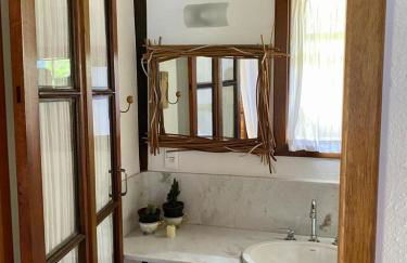 Bangalo a beira do rio em plena natureza - Foto 21