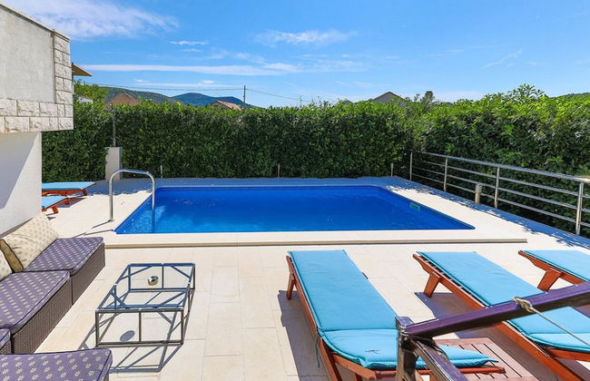 Relaxing Holiday Home With Pool, Fitness Area, and Entertainment Facilities - Foto 32