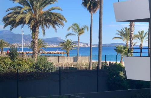 Appartement climatisé les pieds dans l'eau pour 6 personnes avec 1 suite parentale, 1 chambre double et 1 mini chambre Piscine sur le toit clim garage - Foto 13