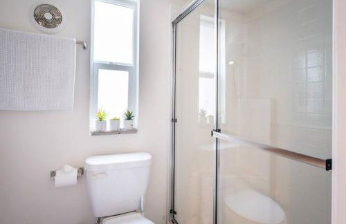 Peaceful Tiny Home Loft and Sauna - Foto 10