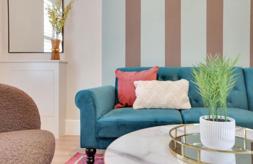 Ann’s Place - 2 Bed House Central Romford - Free Parking & Garden - Foto 6