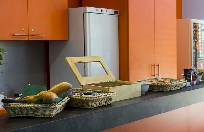 Adonis Dijon Maison Internationale - Photo 15