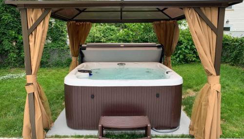 Family Friendly 4 BR Home Close To Downtown CLE! - Foto 2