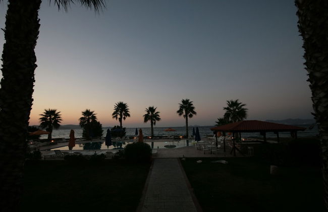 Irina Beach Hotel - Photo 41