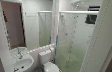 APTO FAMILIAR EM BERTIOGA JARDINS DO INDAIÁ A 500 M Praia - Foto 13