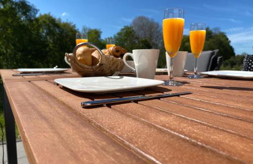 Forest View Apartments in Winterberg Sauerland - Private Garden Facing the Woods - Foto 16