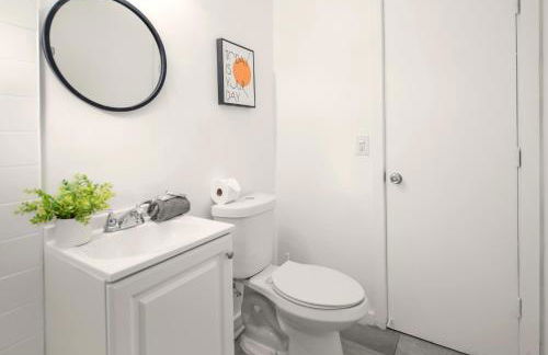 Coastal Studio Stay Near the Beach - Foto 13