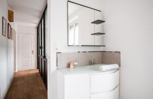 Family Home in Lille, Garden and Parking - 6/8p - Foto 20