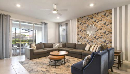 Relax in Style Pool, Resort Amenities, Near Disney - Foto 2