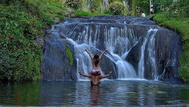 Profitez d'une baignade à Santa Rosa