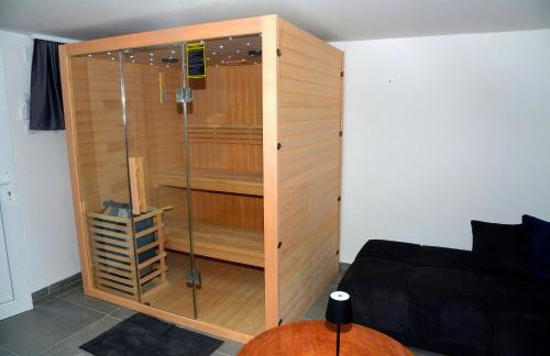 Natura Lux Holiday House with Pool and Jacuzzi - Foto 42