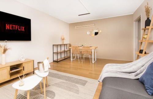 Appartement rénové - Terrasse - Parking - BM - Foto 3