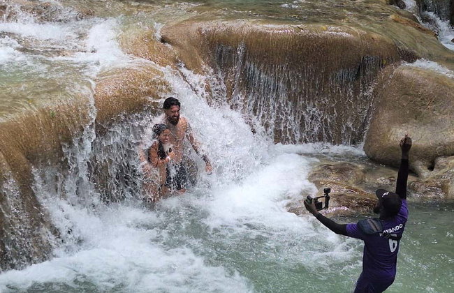 Dunn's River Falls Day Trip - Photo 2