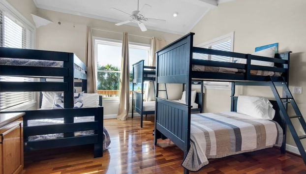 Parrotdise on the Gulf - Foto 4, Habitación