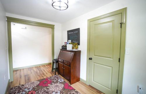 Historic Sears River Home (Main Level) on 10 Acres - Foto 41