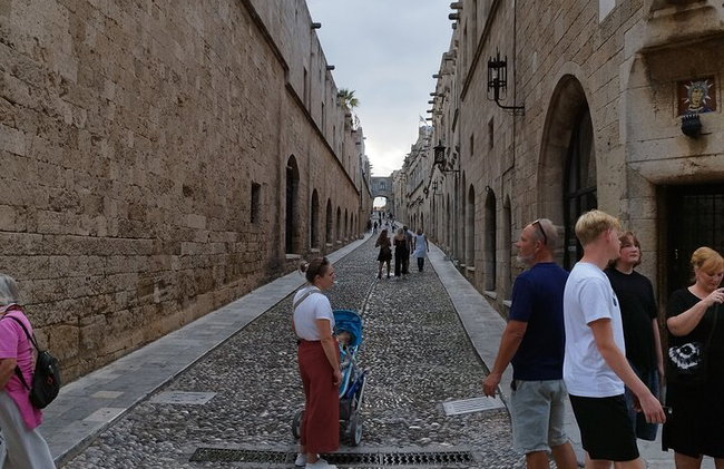 Visita turística privada y personalizada de Rodas - Foto 2