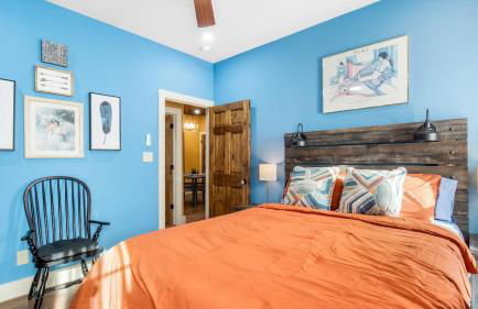 Stockyards 5 mins, New, Sleeps 8 Cedar House, TCU - Foto 32