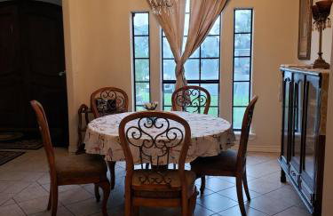 The Monarch - Foto 9