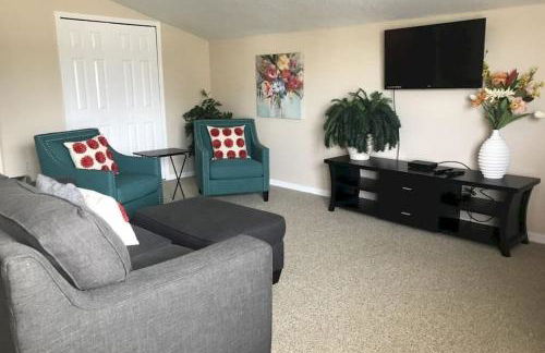 Luxury South Facing Pool Hot Tub Pool Table Air Hockey Gym BBQ 2 Miles to Disney - Foto 16