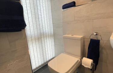 Robins nest, near Sennen Cove, 14 Beaches, Minack - Photo 3