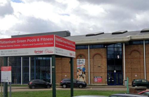 Luxury 2 Bed Maisonette with Parking Near Tube - Foto 35