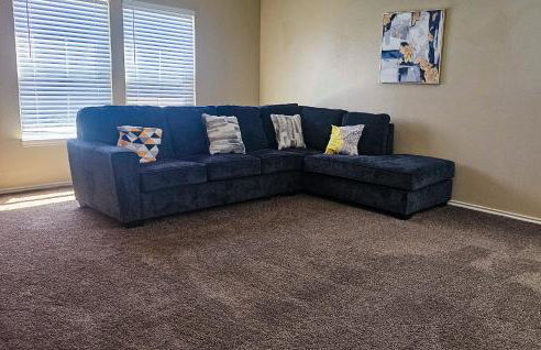 Cozy Four Bedroom Residence in Converse - Foto 4